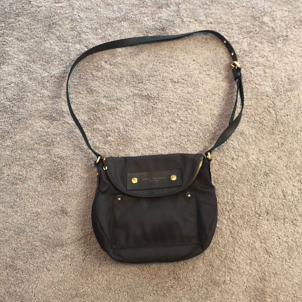 Marc Jacobs Crossbody like new!